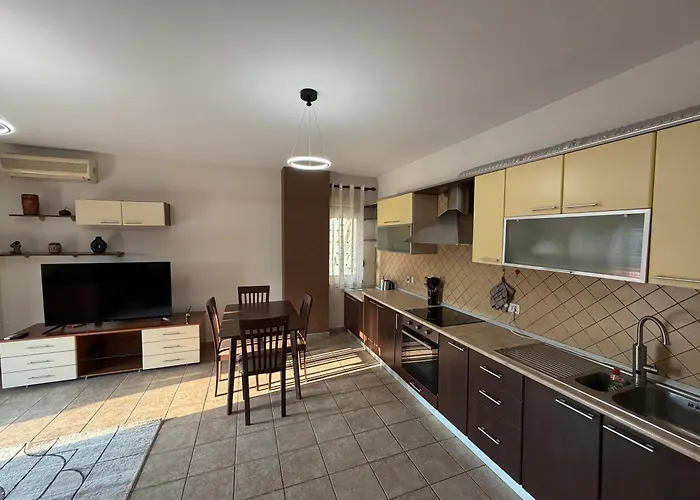 Center With Huge Terrace & View Appartement *