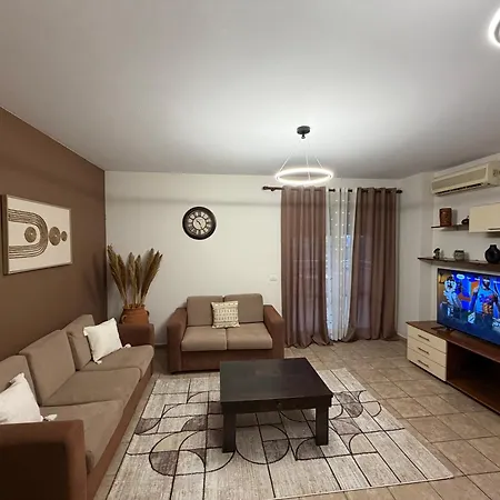 Διαμέρισμα Center With Huge Terrace & View *