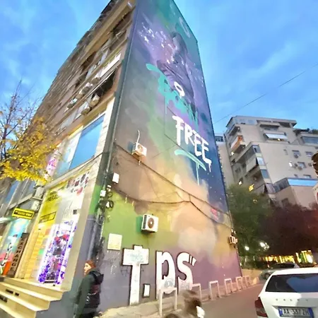 Διαμέρισμα Center With Huge Terrace & View Τίρανα