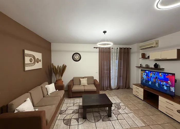 Apartment Center With Huge Terrace & View *
