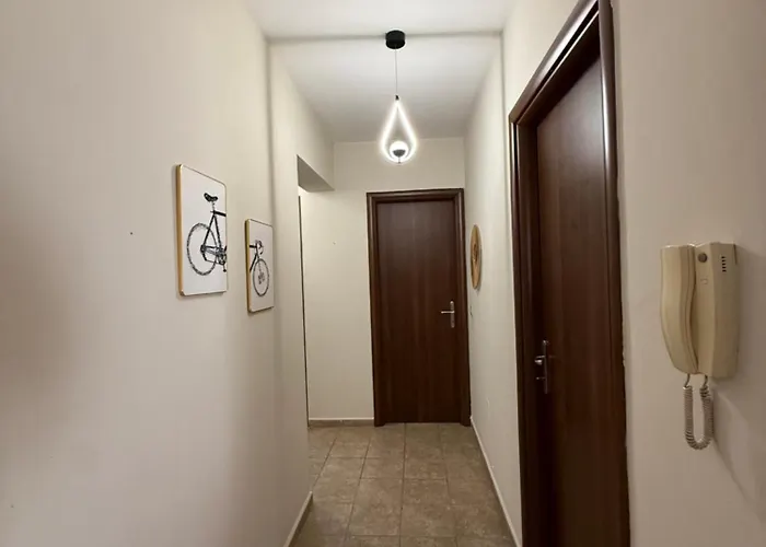 Center With Huge Terrace & View Apartment