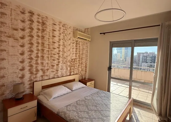 Apartment Center With Huge Terrace & View